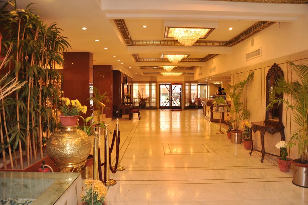 Hotel K C Residency, Jammu Extérieur photo