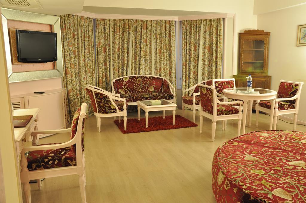 Hotel K C Residency, Jammu Extérieur photo